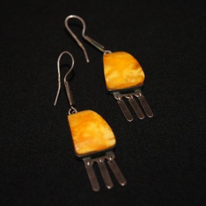 Vintage silver earrings with amber