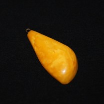 Vintage natural amber pendant