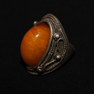 Vintage amber finer ring